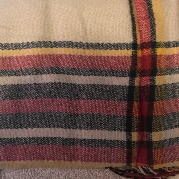 Boho Fringe Acrylic Sweater Kimono Wrap O/S - Picture 6 of 8